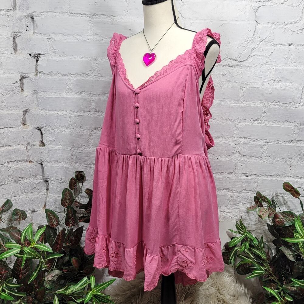 Torrid Top Women’s 5 Pink Gauze Eyelet Lace Embroidered Button‎ Front